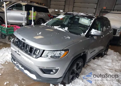2021 Jeep Compass Altitude Fwd из США, поврежденный, VIN 3C4NJCBB5MT587162